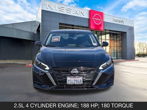 Certified 2025 Nissan Altima 2.5 S image 4