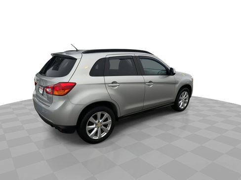 Used 2015 Mitsubishi Outlander Sport ES image 8