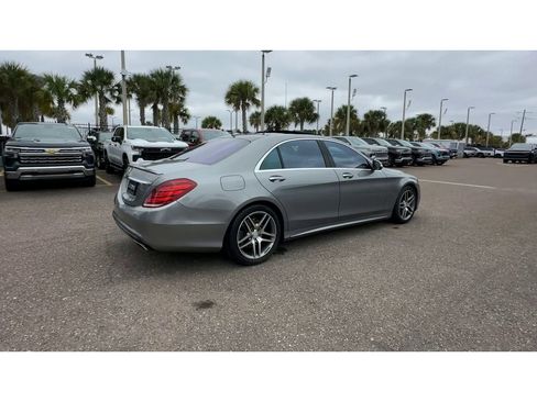 Used 2015 Mercedes-Benz S 550 4MATIC Sedan image 2