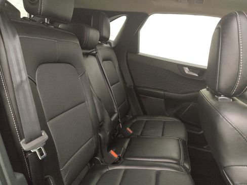 Used 2020 Ford Escape Titanium AWD/4WD image 19