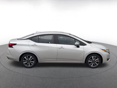 Used 2025 Nissan Versa SV FWD image 16