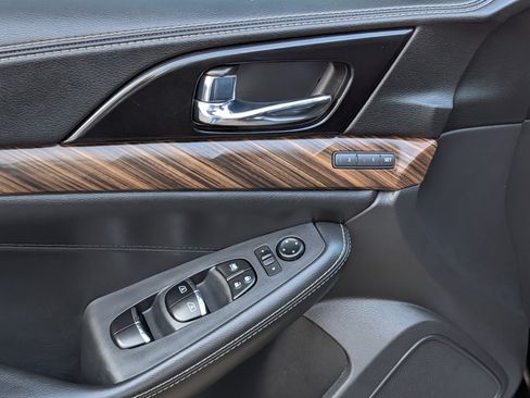 Used 2018 Nissan Maxima Platinum image 20