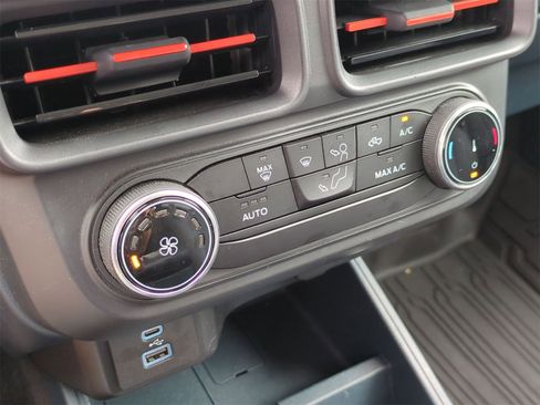 Used 2023 Ford Maverick XLT image 20