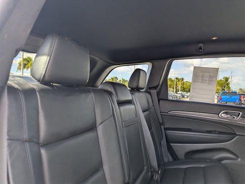 Used 2019 Jeep Grand Cherokee Limited w/ Trailer Tow Group IV image 14