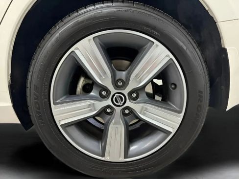 Used 2021 Nissan Altima 2.5 SV AWD/4WD image 25
