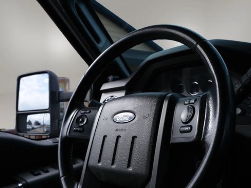 Used 2015 Ford F350 Lariat w/ Lariat Interior Package image 60