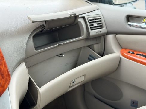 Used 2007 Toyota Sienna XLE Limited FWD image 20