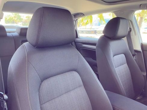 Used 2023 Honda Civic EX image 11