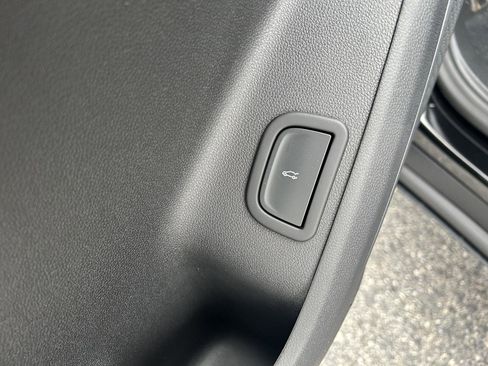 New 2026 Chevrolet Traverse LT w/ Driver Confidence Package image 41