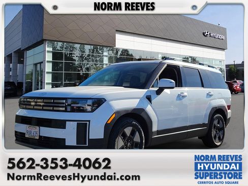 Certified 2025 Hyundai Santa Fe SEL image 1