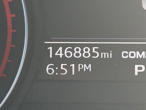 Used 2017 Audi A4 2.0T Premium w/ Convenience Package AWD/4WD image 8