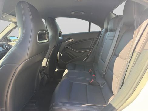 Used 2018 Mercedes-Benz CLA 250 image 28