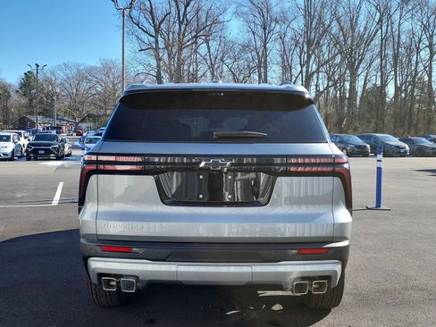 New 2026 Chevrolet Traverse LT w/ Driver Confidence Package image 4