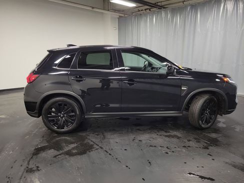 Used 2025 Mitsubishi Outlander Sport AWD image 9