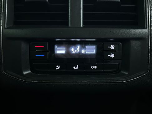 Used 2018 Volkswagen Atlas Launch Edition AWD/4WD image 28
