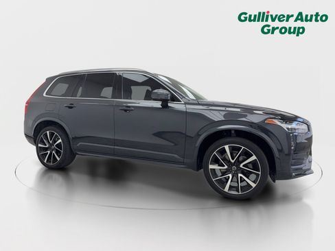 Used 2021 Volvo XC90 T6 Momentum w/ Protection Package Premier AWD/4WD image 12