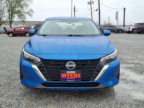 Used 2025 Nissan Sentra SV w/ Trunk Package FWD image 12