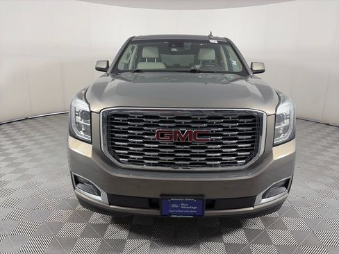 Used 2019 GMC Yukon XL Denali w/ Open Road Package AWD/4WD image 2
