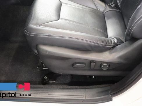 Used 2023 Subaru Forester Limited AWD/4WD image 12