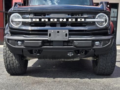 Used 2022 Ford Bronco Outer Banks image 12
