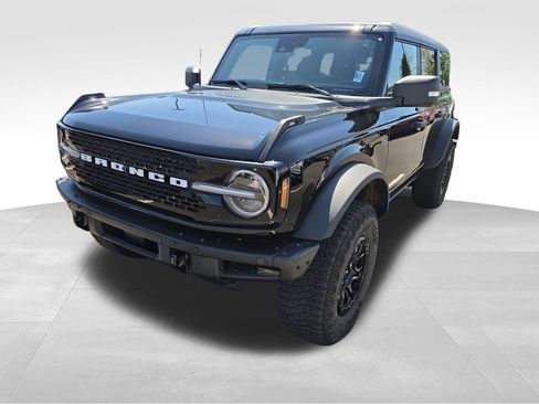 Used 2023 Ford Bronco Wildtrak AWD/4WD image 9
