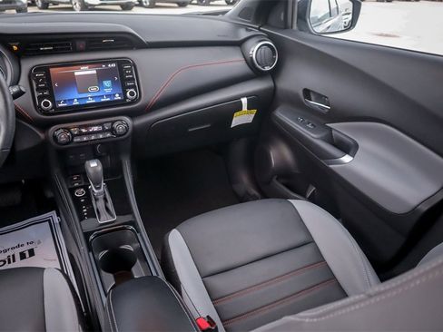 Used 2024 Nissan Kicks SR w/ SR Premium Package image 22