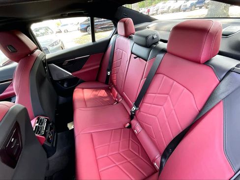 Certified 2026 BMW 530i RWD image 20