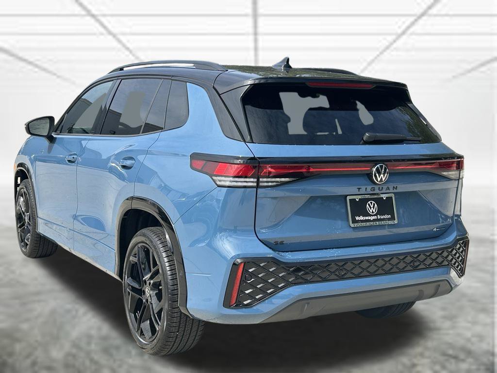 New 2026 Volkswagen Tiguan SE R-Line AWD/4WD image 3