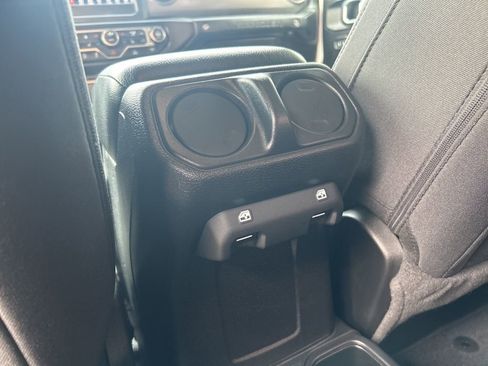Used 2021 Jeep Wrangler Unlimited Sport AWD/4WD image 10