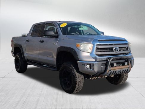 Used 2014 Toyota Tundra SR5 image 7