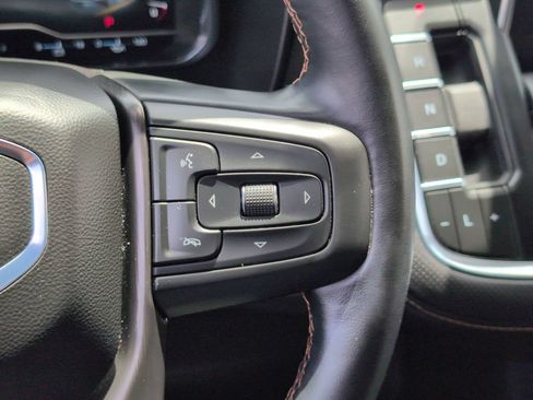 Used 2024 GMC Yukon AT4 w/ Technology Package AWD/4WD image 28