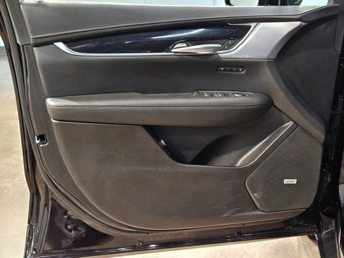Used 2025 Cadillac XT5 Premium Luxury image 20
