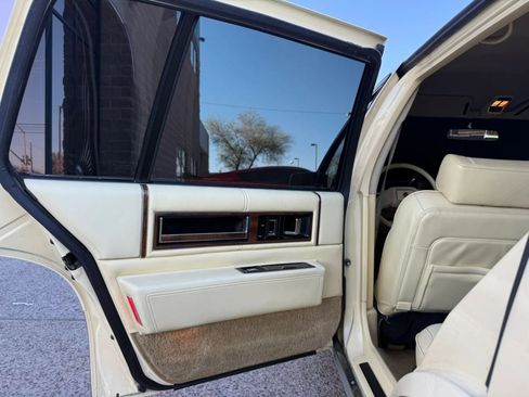Used 1989 Cadillac De Ville Sedan FWD image 34
