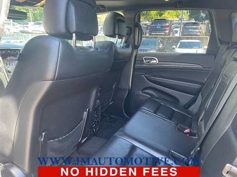 Used 2018 Jeep Grand Cherokee Limited AWD/4WD image 3
