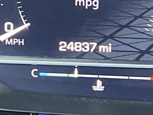 Certified 2023 GMC Yukon Denali Ultimate image 23