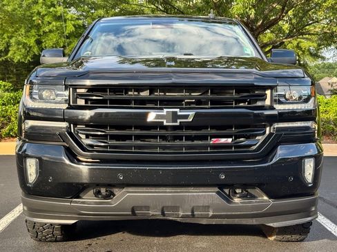 Used 2018 Chevrolet Silverado 1500 LTZ Z71 w/ LTZ Plus Package AWD/4WD image 5