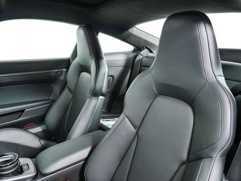 Certified 2025 Porsche 911 Carrera S RWD image 5