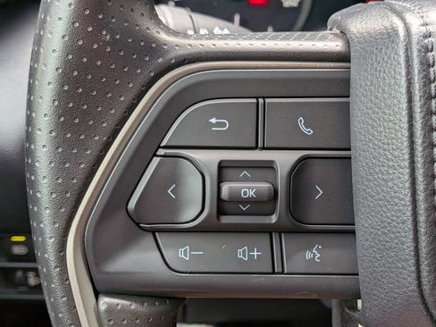 Used 2025 Toyota Tundra SR5 w/ SR5 Convenience Package AWD/4WD image 27