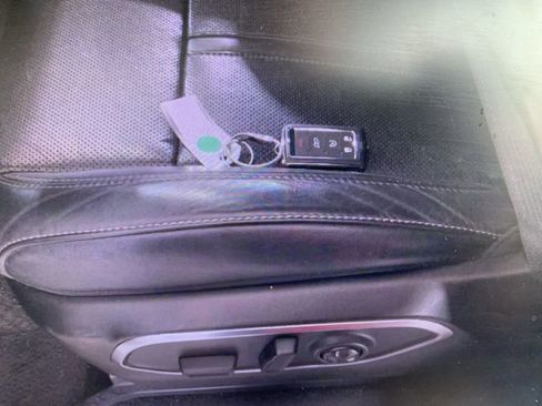 Used 2024 Jeep Wagoneer Series II image 13