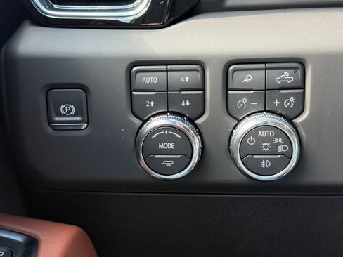 New 2025 GMC Sierra 2500 Denali Ultimate image 20