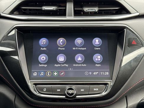 Used 2023 Chevrolet TrailBlazer RS w/ Sun and Liftgate Package image 4