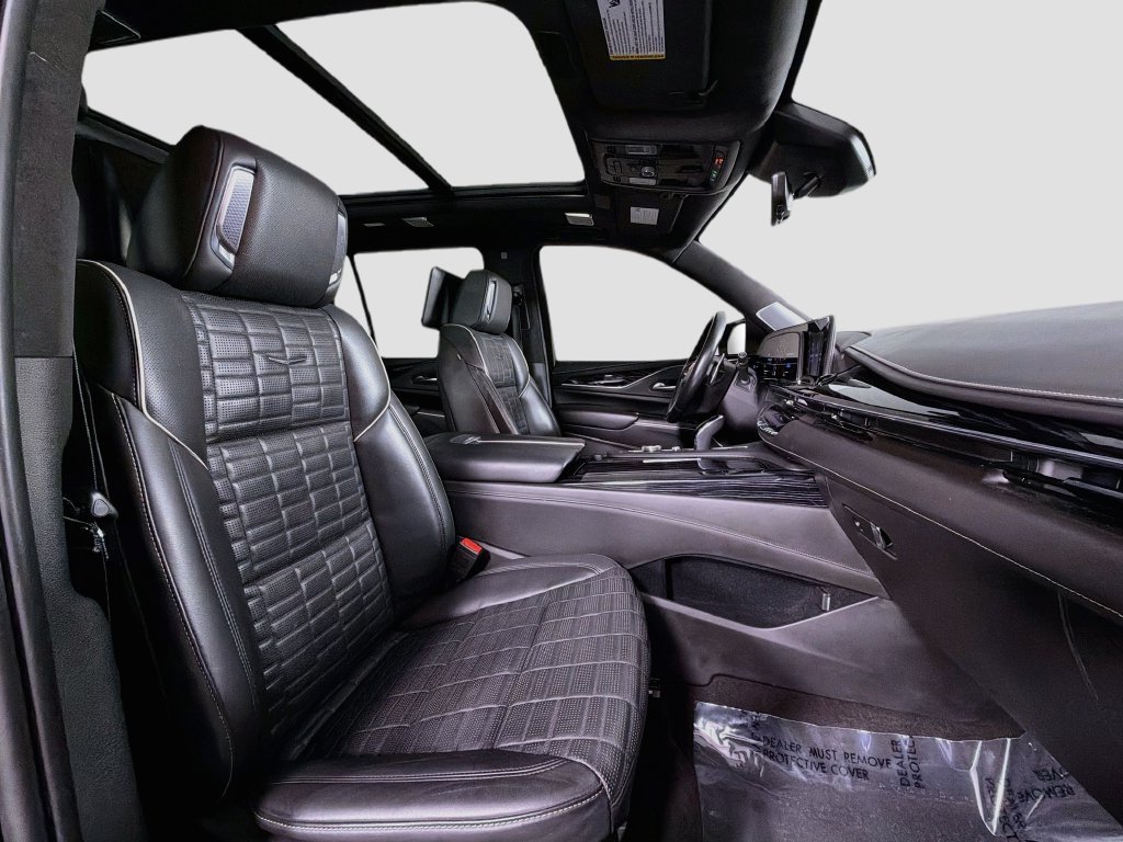 Used 2023 Cadillac Escalade V AWD/4WD image 32