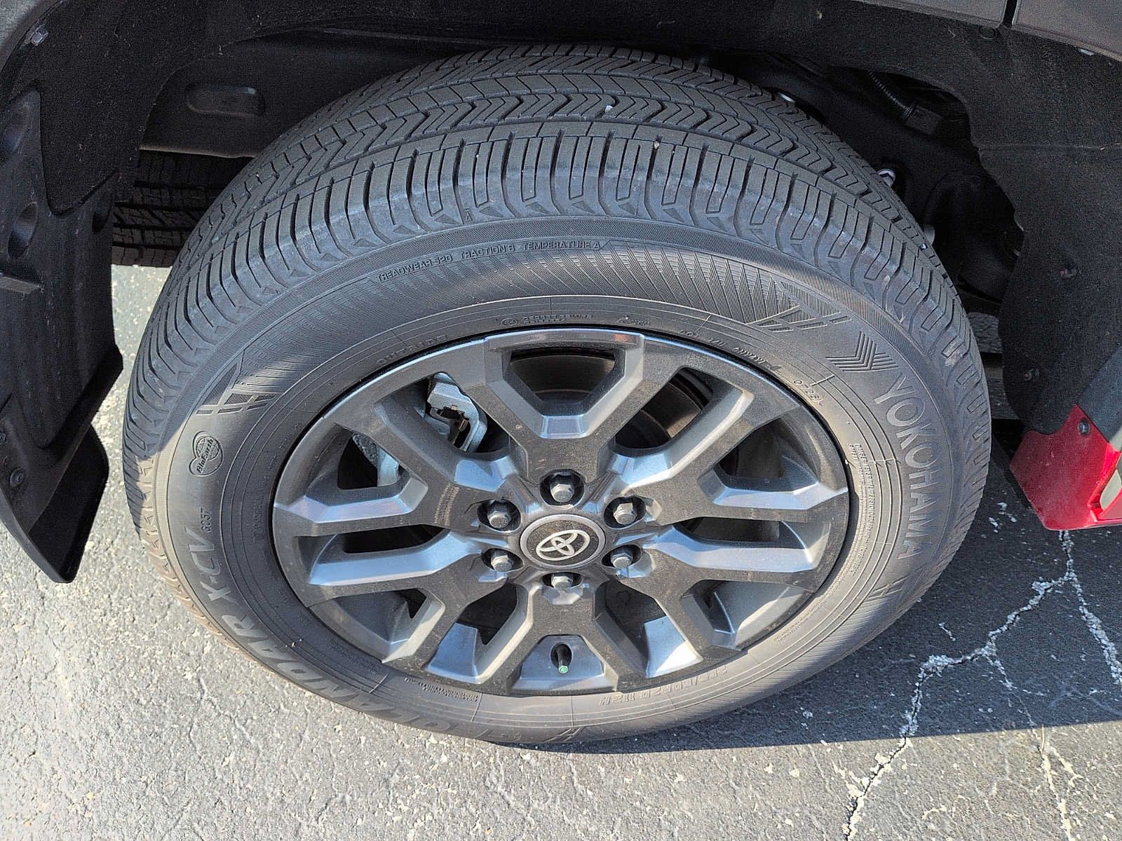 Used 2025 Toyota Sequoia Platinum AWD/4WD image 9