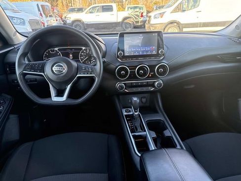 Used 2023 Nissan Sentra SV image 15