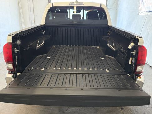 Used 2023 Toyota Tacoma SR5 image 7