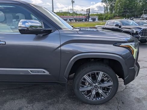 Used 2023 Toyota Tundra Capstone AWD/4WD image 10