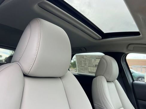 New 2025 MAZDA CX-30 AWD 2.5 S w/ Preferred Package image 19