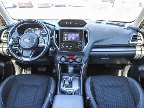 Used 2021 Subaru Forester Premium AWD/4WD image 12