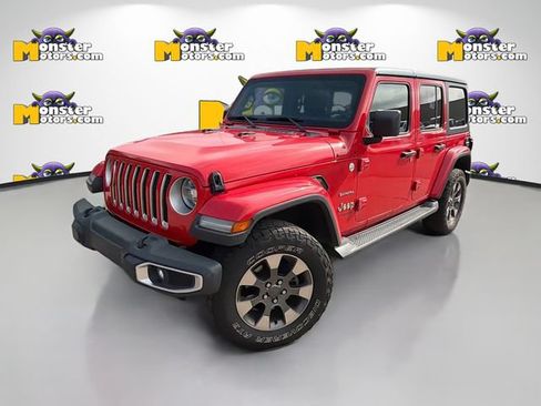 Used 2019 Jeep Wrangler Unlimited Sahara w/ Dual Top Group AWD/4WD image 1