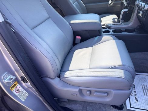 Used 2010 Toyota Sequoia Limited AWD/4WD image 19
